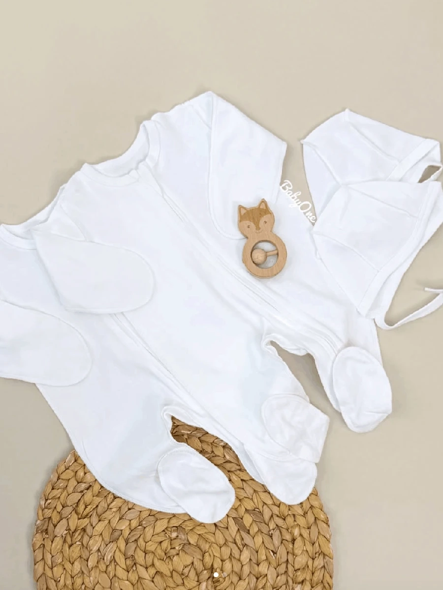 Белый Слип + чепчик —  для первых месяцев малыша.