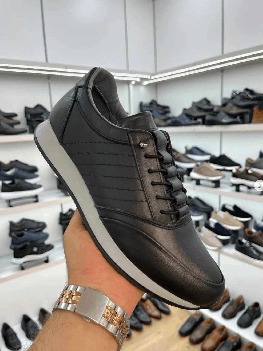 Мужские кроссовки из натуральной кожи