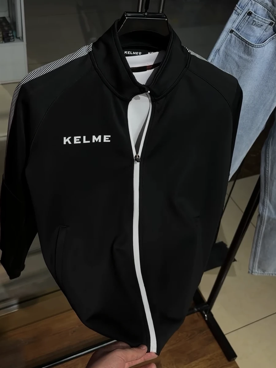 Черный мужской спортивный костюм Kelme