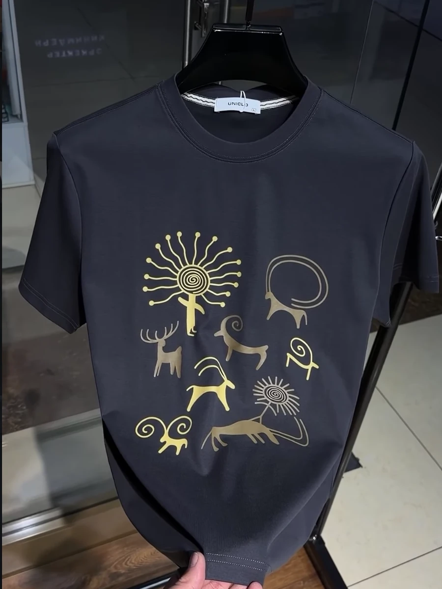 Мужская темно синяя футболка с орнаментом – стильный этно-дизайн, премиум качество