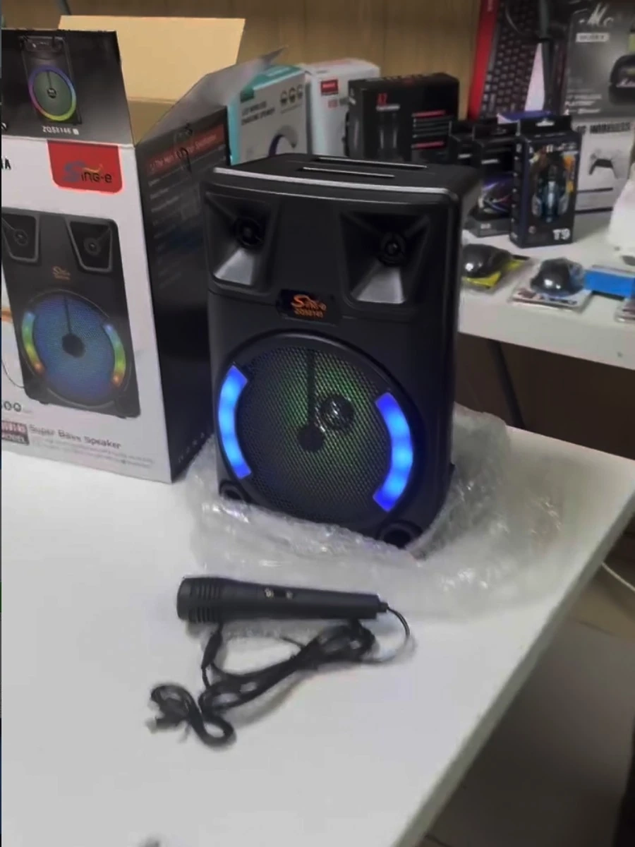 Портативная Bluetooth колонка 8” с аккумулятором 1800 мАч