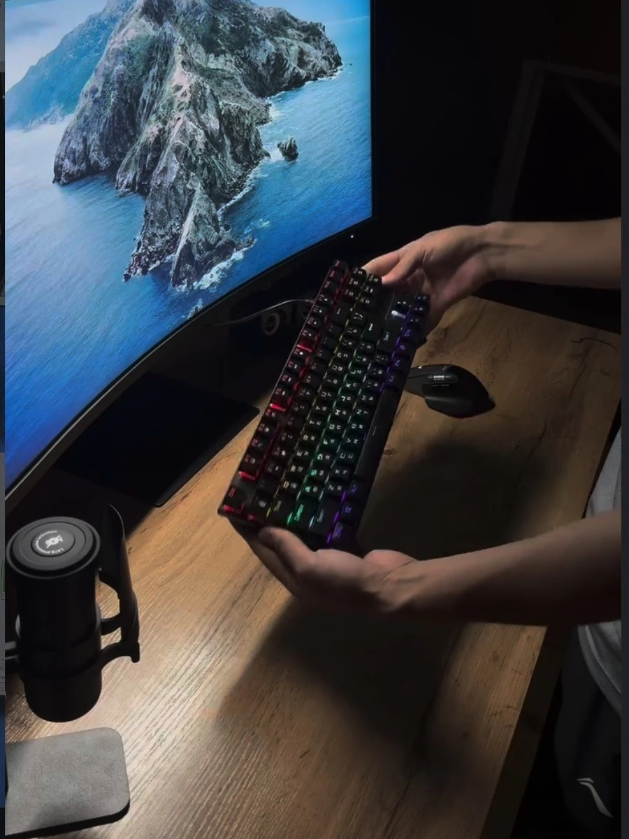 Механическая клавиатура Forev