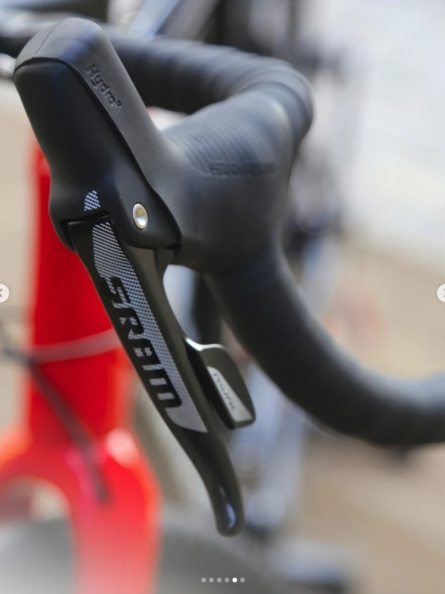 Гравийный велосипед Switch Carbon oт Titan Racing